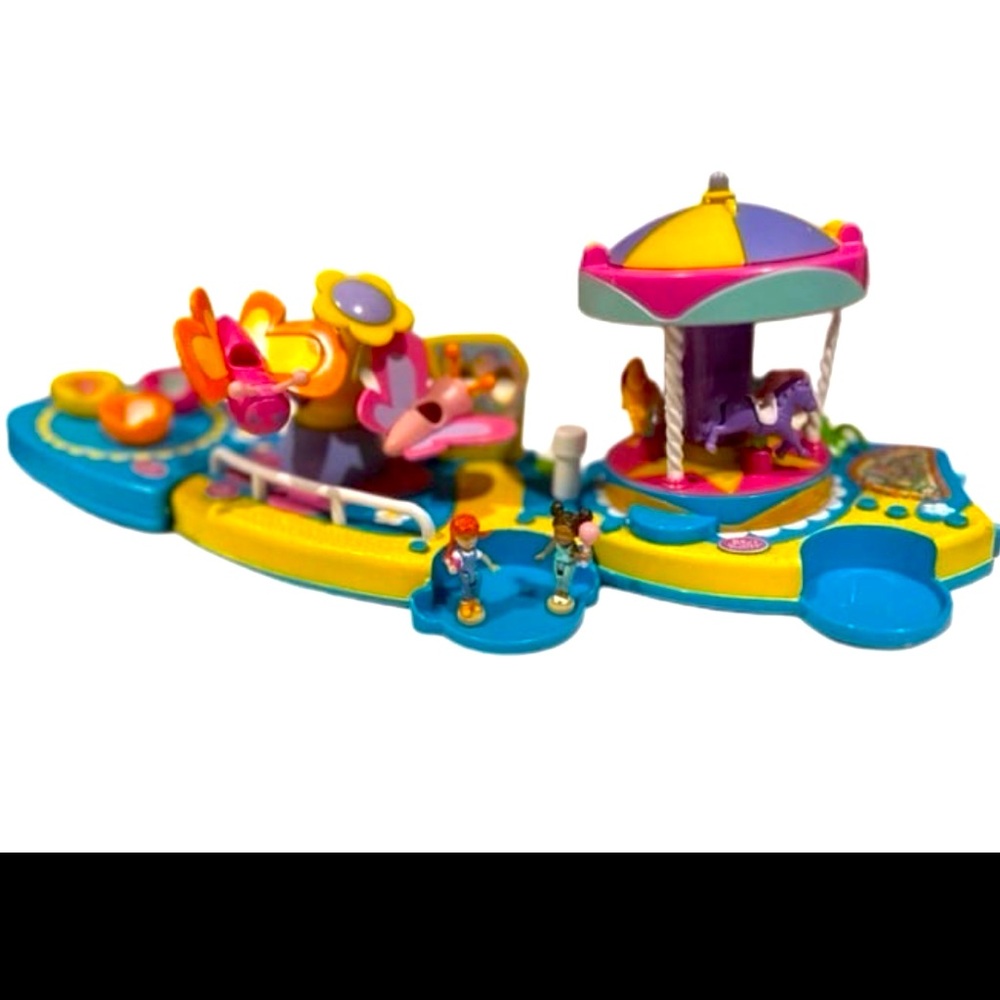 2002 Polly Pocket Polly’s World Amusement Park